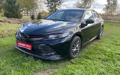 Toyota Camry, 2019 год, 3 000 000 рублей, 1 фотография