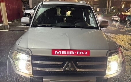 Mitsubishi Pajero IV, 2011 год, 2 400 000 рублей, 1 фотография