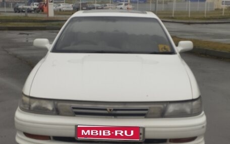 Toyota Vista, 1990 год, 190 000 рублей, 1 фотография