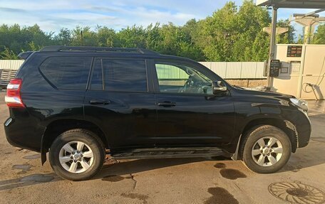 Toyota Land Cruiser Prado 150 рестайлинг 2, 2016 год, 3 320 000 рублей, 6 фотография