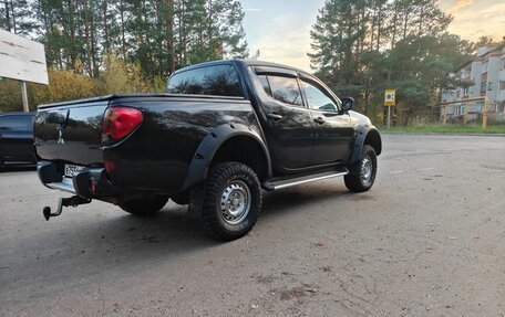 Mitsubishi L200 IV рестайлинг, 2010 год, 1 400 000 рублей, 7 фотография