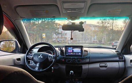 Mitsubishi L200 IV рестайлинг, 2010 год, 1 400 000 рублей, 10 фотография