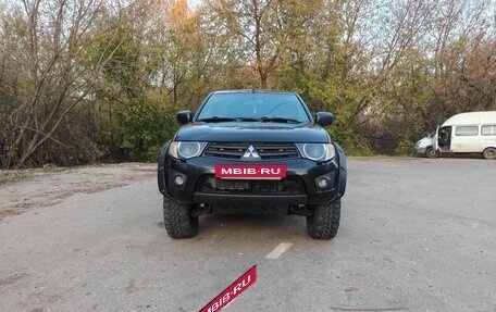 Mitsubishi L200 IV рестайлинг, 2010 год, 1 400 000 рублей, 2 фотография