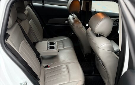 Chevrolet Cruze II, 2013 год, 870 000 рублей, 9 фотография