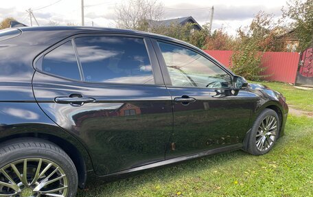 Toyota Camry, 2019 год, 3 000 000 рублей, 8 фотография