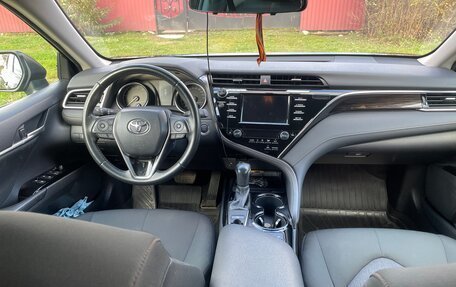 Toyota Camry, 2019 год, 3 000 000 рублей, 12 фотография