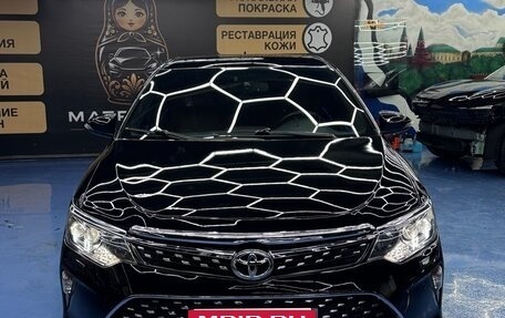 Toyota Camry, 2017 год, 2 250 000 рублей, 2 фотография