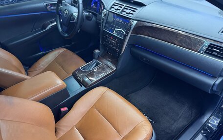Toyota Camry, 2017 год, 2 250 000 рублей, 16 фотография