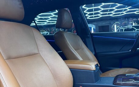 Toyota Camry, 2017 год, 2 250 000 рублей, 17 фотография