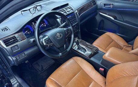 Toyota Camry, 2017 год, 2 250 000 рублей, 13 фотография