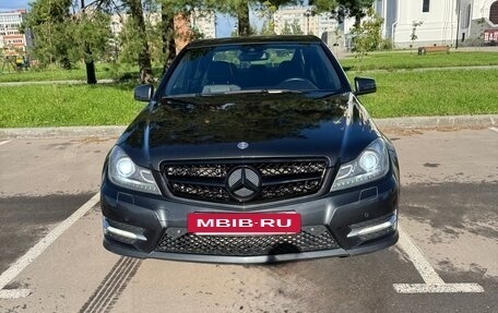 Mercedes-Benz C-Класс, 2011 год, 1 550 000 рублей, 13 фотография