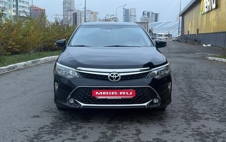 Toyota Camry, 2018 год, 2 150 000 рублей, 8 фотография