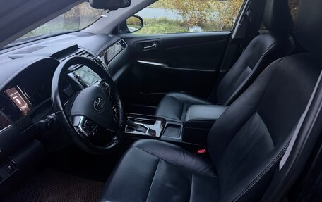 Toyota Camry, 2018 год, 2 150 000 рублей, 16 фотография