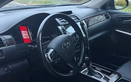 Toyota Camry, 2018 год, 2 150 000 рублей, 15 фотография