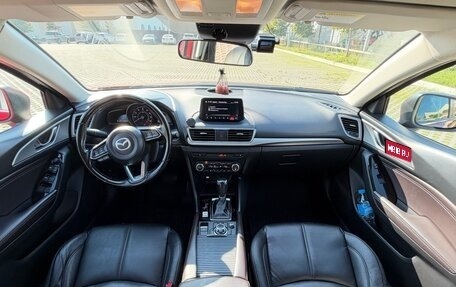 Mazda 3, 2016 год, 1 590 000 рублей, 14 фотография