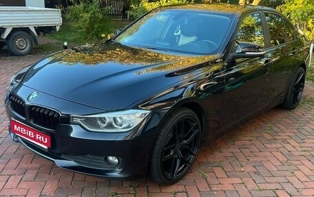 BMW 3 серия, 2013 год, 1 500 000 рублей, 3 фотография