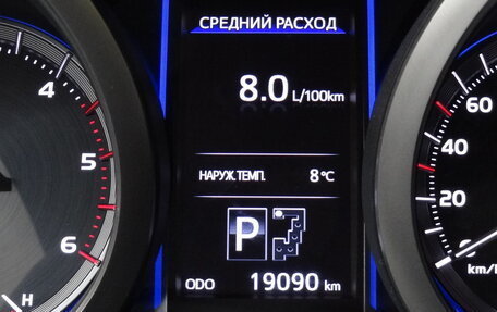 Toyota Land Cruiser Prado 150 рестайлинг 2, 2014 год, 2 350 000 рублей, 8 фотография