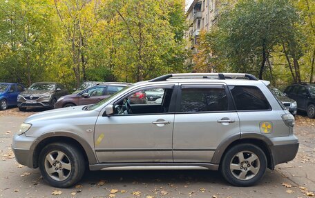 Mitsubishi Outlander III рестайлинг 3, 2004 год, 565 000 рублей, 10 фотография