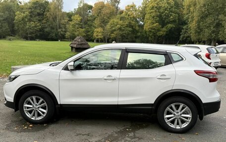 Nissan Qashqai, 2015 год, 1 700 000 рублей, 2 фотография