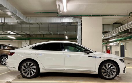 Volkswagen Passat CC, 2022 год, 3 750 000 рублей, 2 фотография