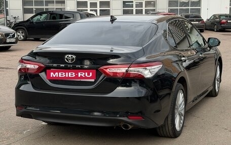 Toyota Camry, 2020 год, 2 800 000 рублей, 3 фотография