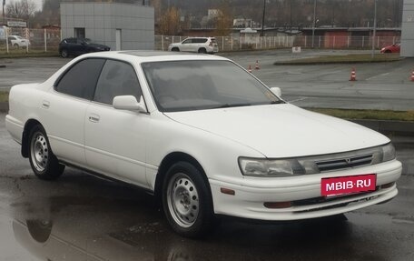Toyota Vista, 1990 год, 190 000 рублей, 8 фотография