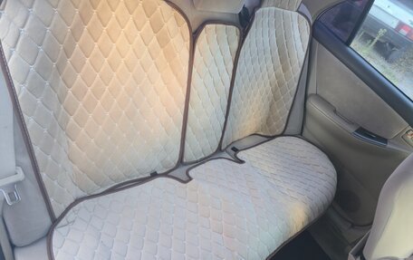 Toyota Corolla, 2005 год, 650 000 рублей, 6 фотография