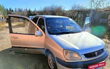 Toyota Raum I, 2001 год, 430 000 рублей, 19 фотография