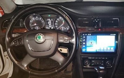 Skoda Superb III рестайлинг, 2012 год, 1 050 000 рублей, 1 фотография