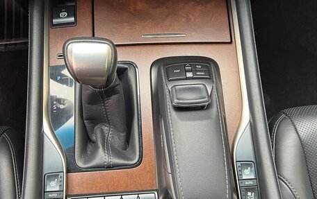 Lexus LX III, 2016 год, 8 000 000 рублей, 25 фотография