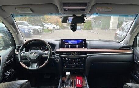 Lexus LX III, 2016 год, 8 000 000 рублей, 28 фотография