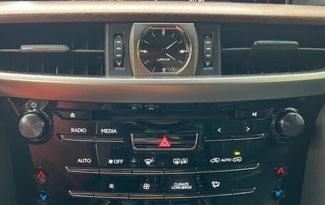 Lexus LX III, 2016 год, 8 000 000 рублей, 26 фотография