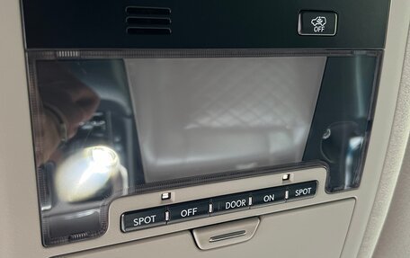 Lexus LX III, 2016 год, 8 000 000 рублей, 38 фотография