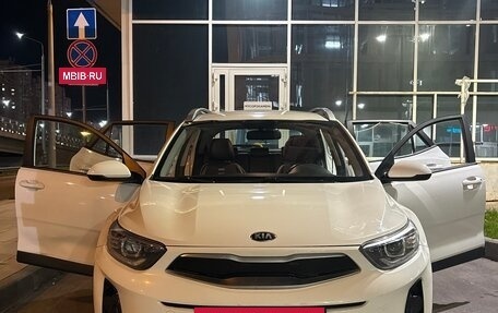 KIA Stonic, 2019 год, 1 225 000 рублей, 3 фотография