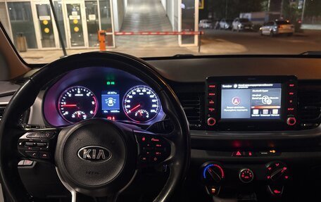 KIA Stonic, 2019 год, 1 225 000 рублей, 12 фотография