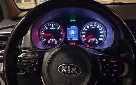 KIA Stonic, 2019 год, 1 225 000 рублей, 11 фотография