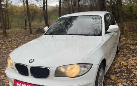 BMW 1 серия, 2010 год, 760 000 рублей, 2 фотография