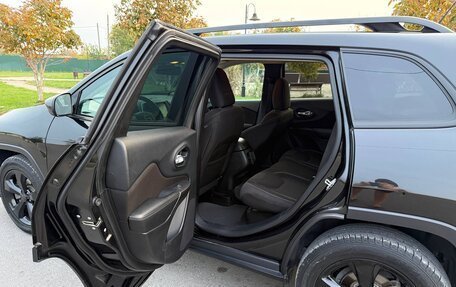 Jeep Cherokee, 2015 год, 1 700 000 рублей, 11 фотография