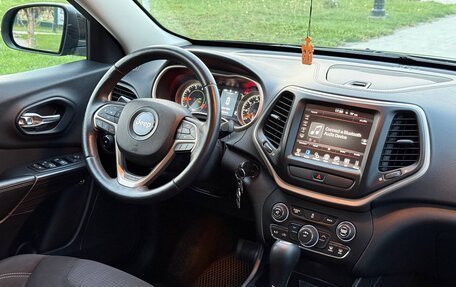 Jeep Cherokee, 2015 год, 1 700 000 рублей, 9 фотография