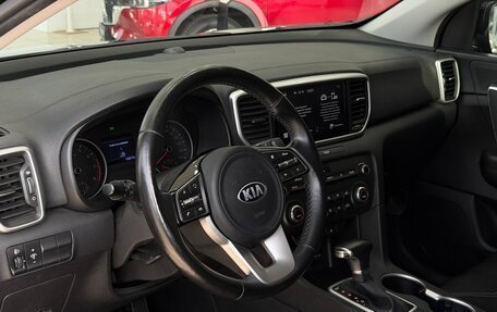 KIA Sportage IV рестайлинг, 2022 год, 2 230 000 рублей, 10 фотография