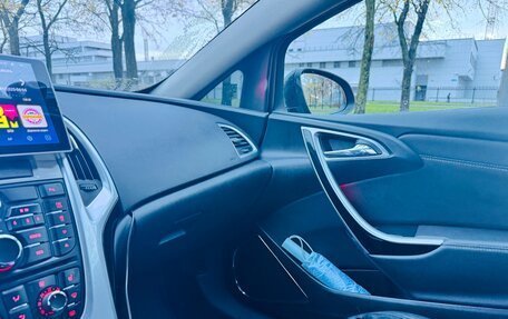 Opel Astra J, 2013 год, 800 000 рублей, 16 фотография