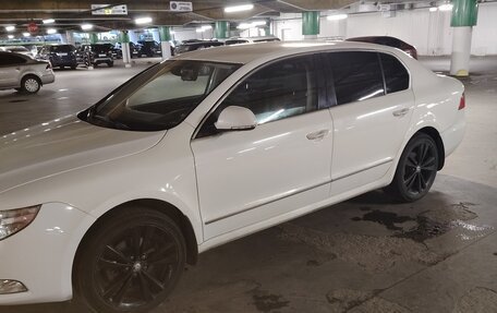 Skoda Superb III рестайлинг, 2012 год, 1 050 000 рублей, 7 фотография