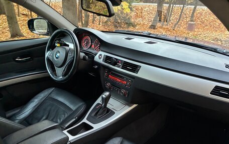 BMW 3 серия, 2011 год, 1 390 000 рублей, 6 фотография