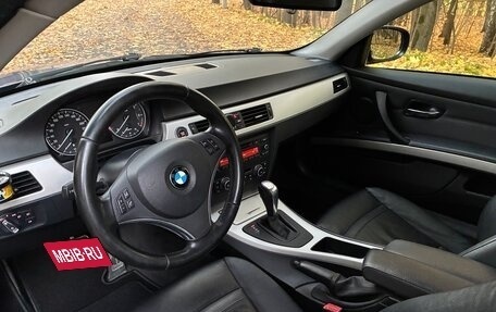 BMW 3 серия, 2011 год, 1 390 000 рублей, 7 фотография