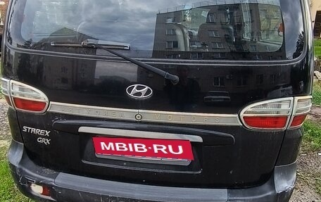 Hyundai Starex I рестайлинг, 2007 год, 650 000 рублей, 2 фотография