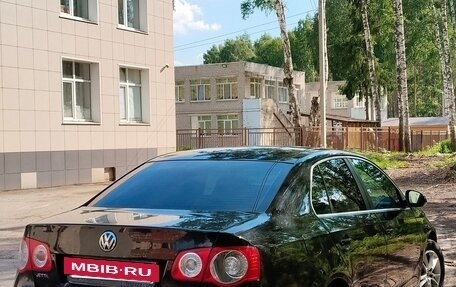 Volkswagen Jetta VI, 2008 год, 510 000 рублей, 3 фотография
