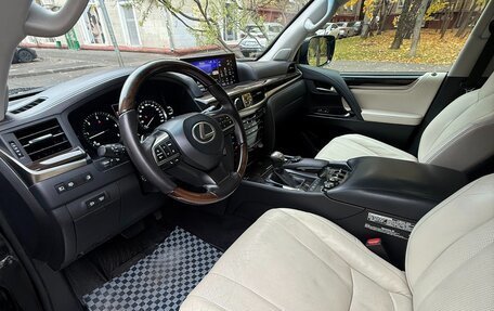 Lexus LX III, 2015 год, 5 650 000 рублей, 26 фотография