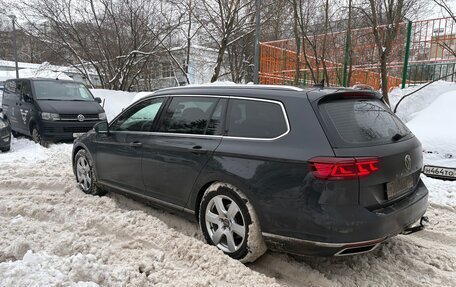 Volkswagen Passat B8 рестайлинг, 2019 год, 2 950 000 рублей, 2 фотография