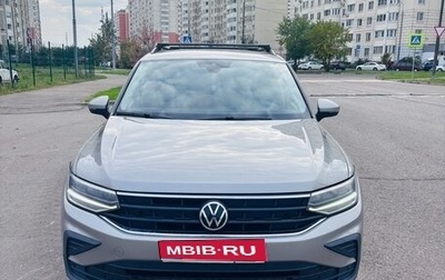 Volkswagen Tiguan II, 2021 год, 2 199 000 рублей, 1 фотография