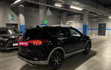 Toyota RAV4, 2017 год, 2 600 000 рублей, 4 фотография